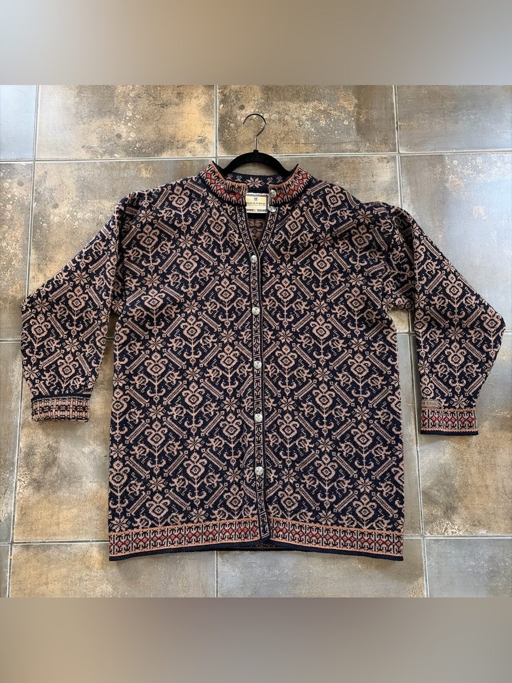 Dale of Norway Heavyweight Wool Cardigan in XL